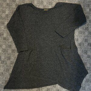 Reborn XL grey/black tunic sweater asymmetrical pointed hem goth gotyhic